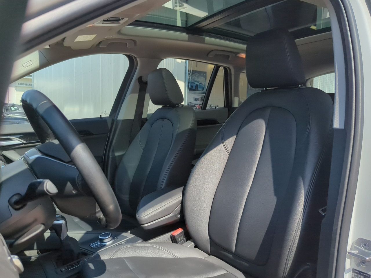 BMW X1 xDrive25e Advantage - Samsaru's Car Outlet