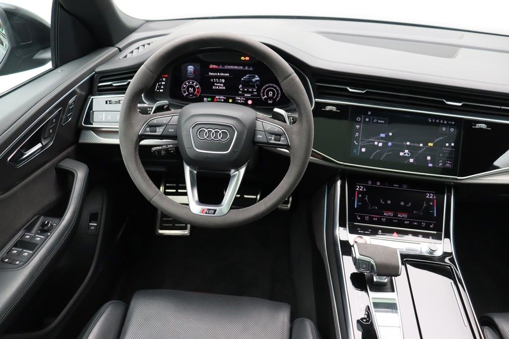 Audi RSQ8 4.0 TFSI quattro . Matrix Navi B&O AHK ACC