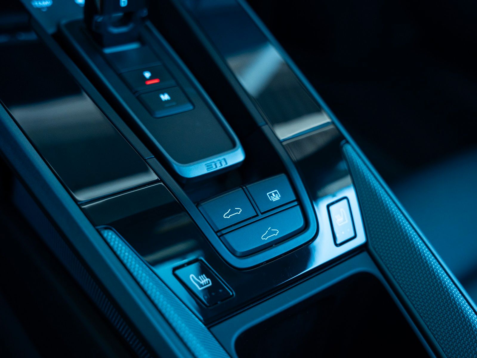 Porsche 911 Carrera 4 - Samsaru's Car Outlet