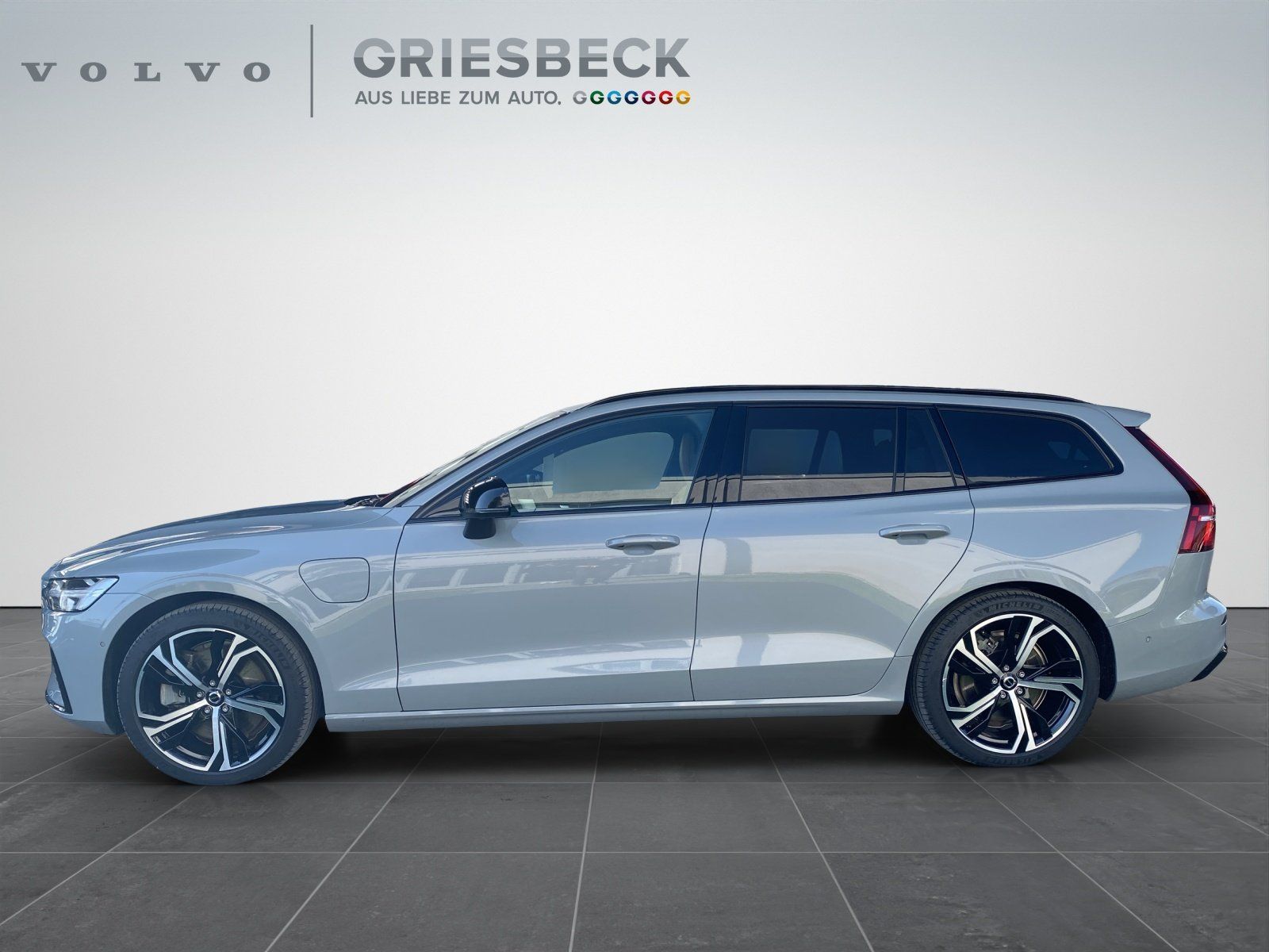 Volvo V60 T8 Ultra Dark AHK*360*HEADUP*