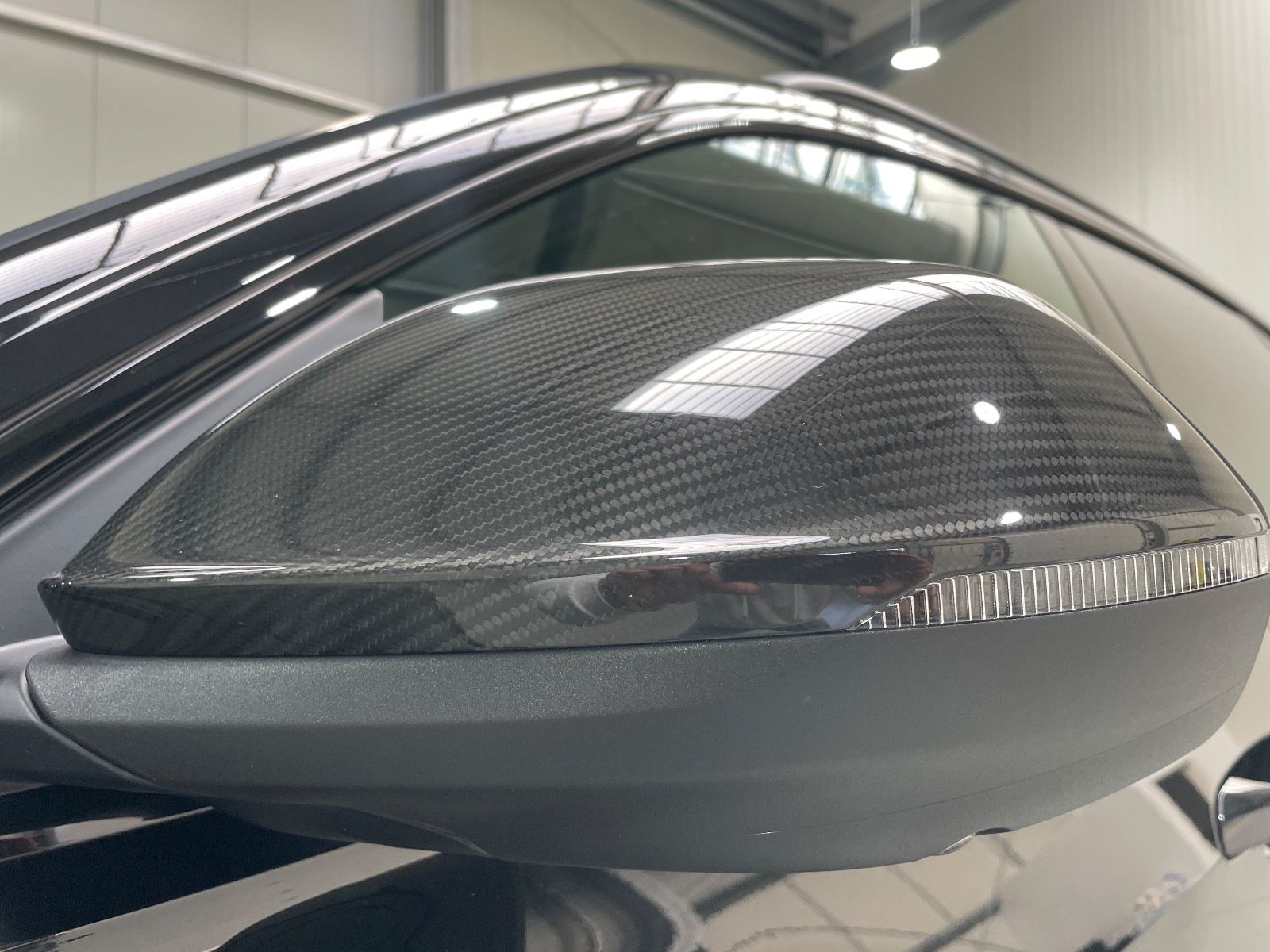 Audi RSQ8/Keramik/Carbon/Pano/RS-Dynm-Pkt/APR-720PS