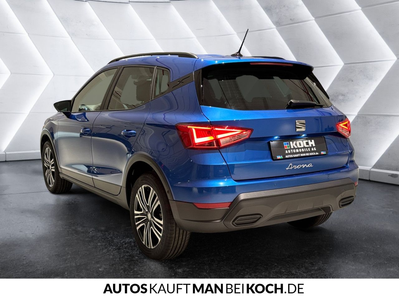 Seat Arona 1.0 TSI DSG Road Ed SOUND NAVI PDC V+H AHK