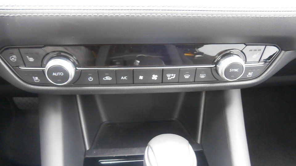 Mazda 6 2.5L SKYACTIV G 194PS 6 AT FWD TAKUMI SUNR