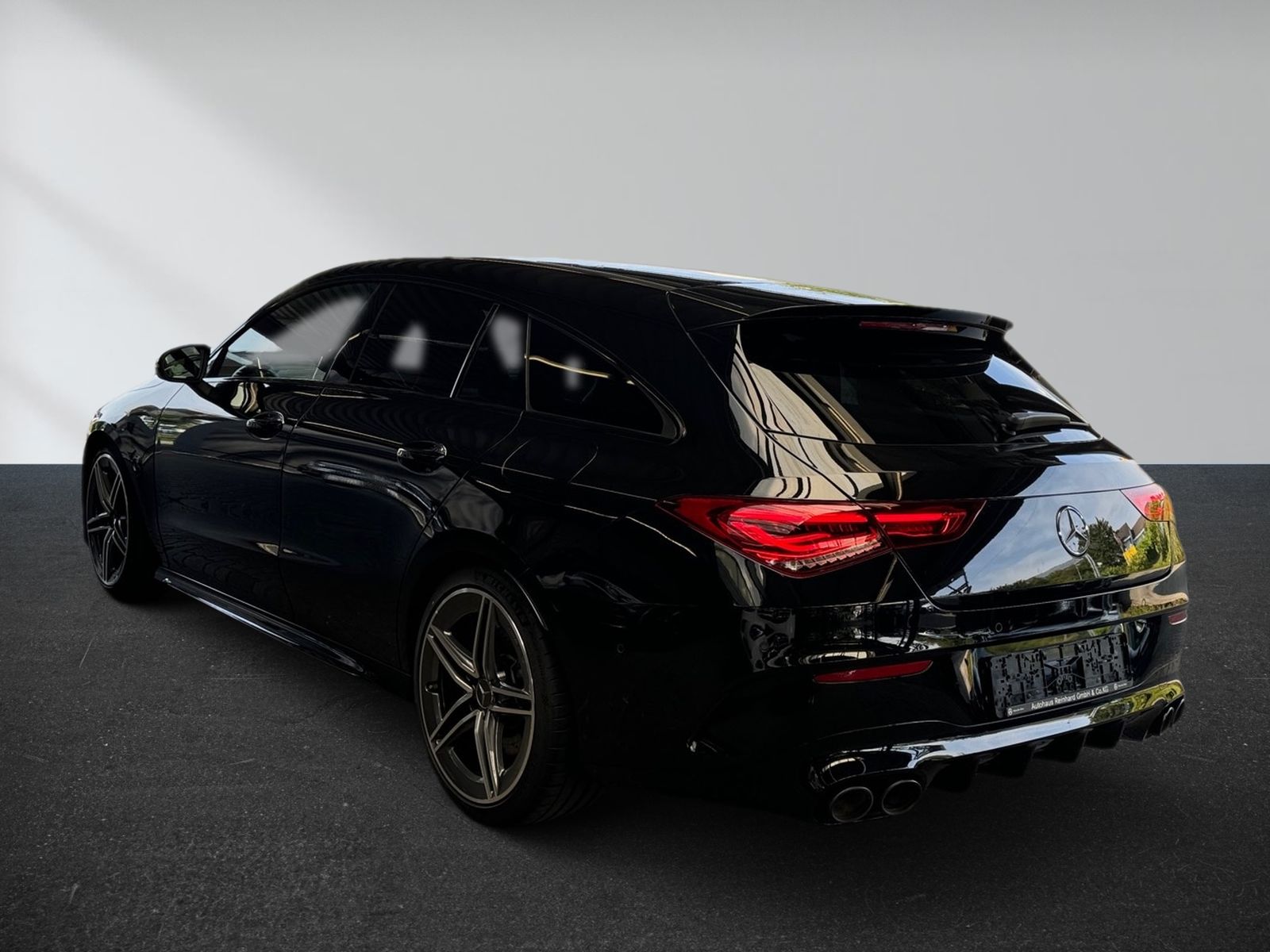 Mercedes-Benz CLA 45 4M+ Shooting Brake AMG - Samsaru's Car Outlet