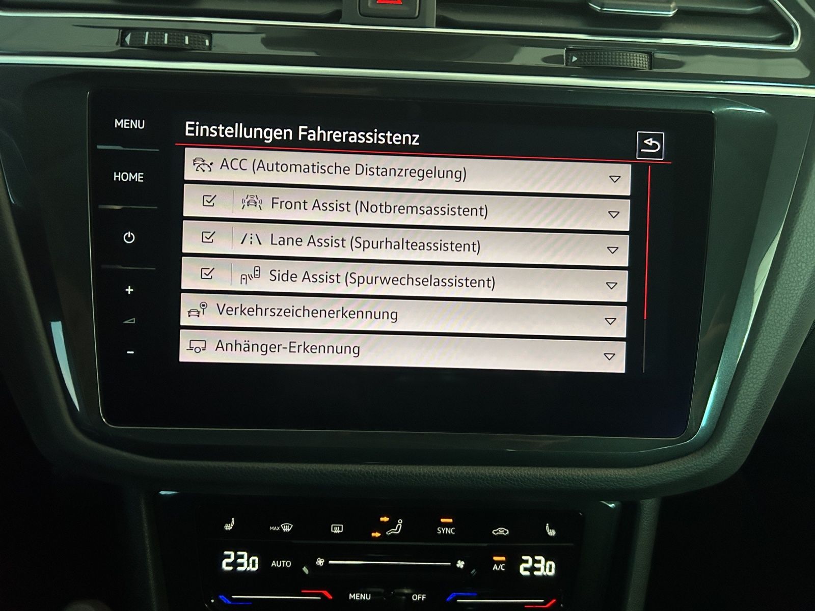 Volkswagen Tiguan TDI Elegance DSG 4M Matrix Navi ACC AHK S