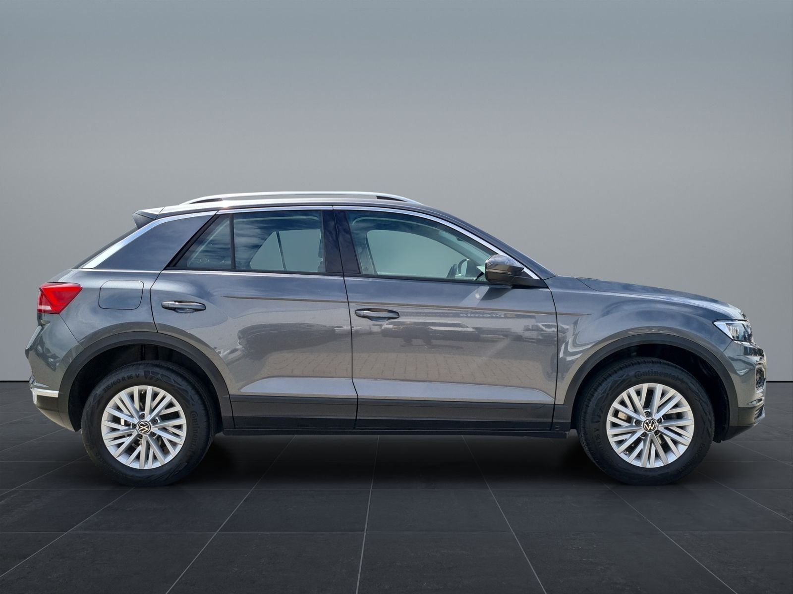 Volkswagen T-ROC 1.5 TSI Style - Samsaru's Car Outlet