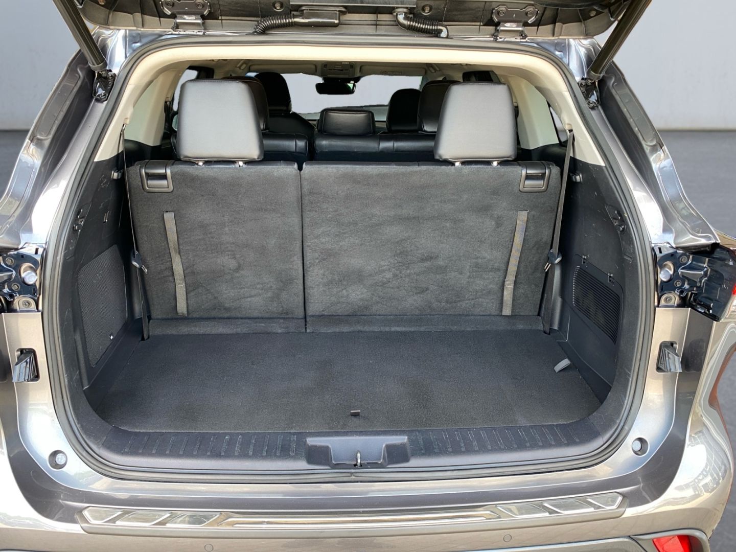 Toyota Highlander 2.5 Hybr Executive *7-Si*Leder*CAM*AH