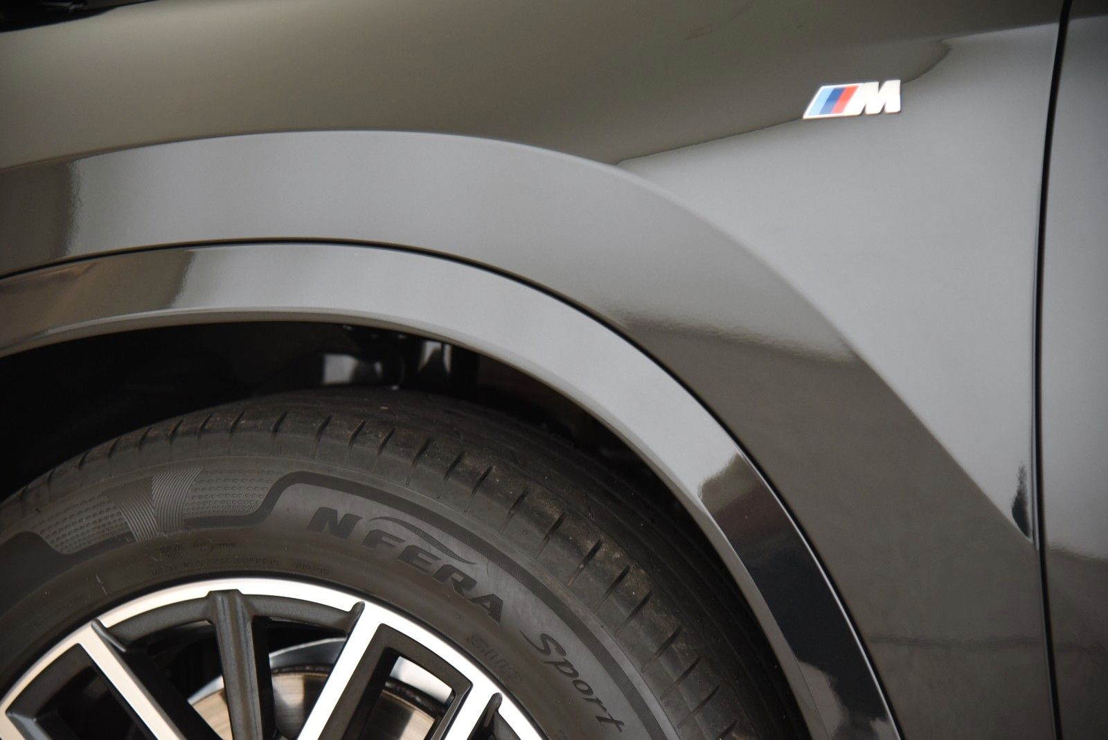 BMW X1 xDrive23d M Sportpaket - Samsaru's Car Outlet