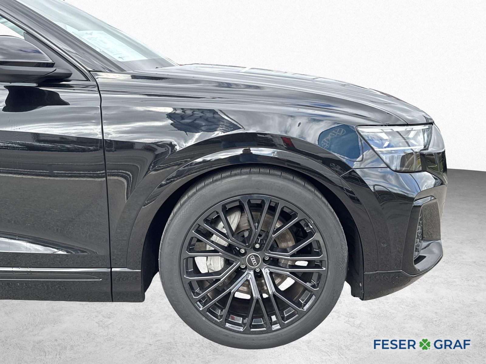 Audi Q8 50 TDI qu. tiptr. - PANO - AHK - 2 x S LINE