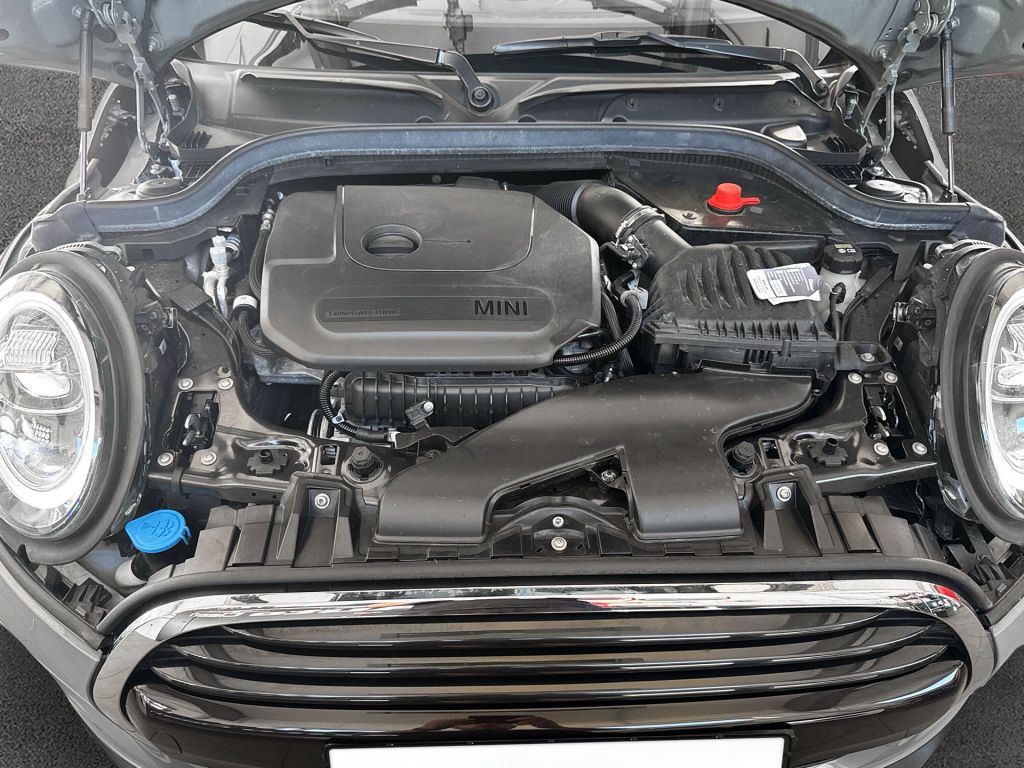 MINI Cooper Aut. - Samsaru's Car Outlet