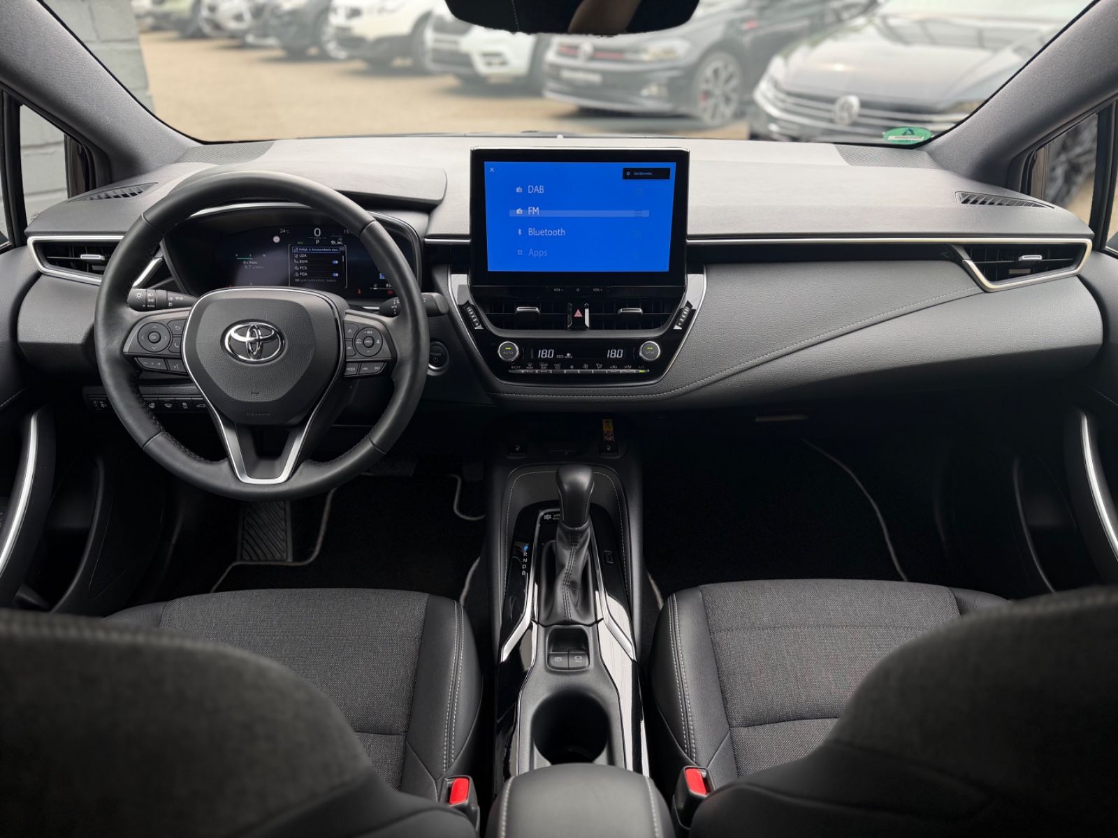 Toyota Corolla Touring Sports Hybrid Team D 1. Hand