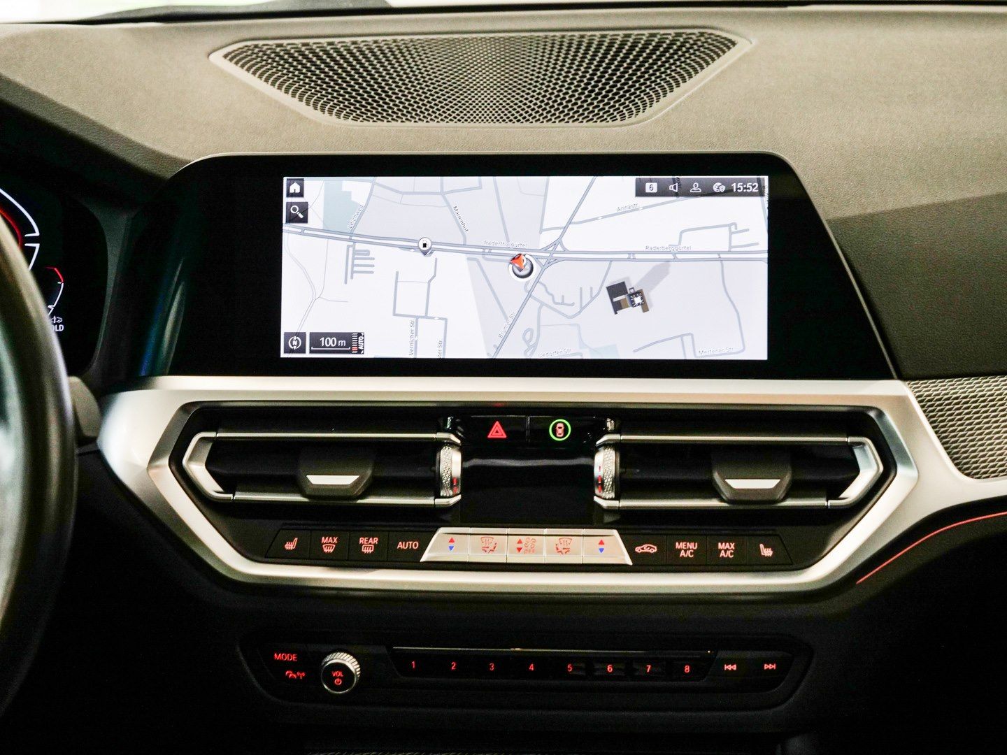 BMW 320d M-Sport Aut - Samsaru's Car Outlet