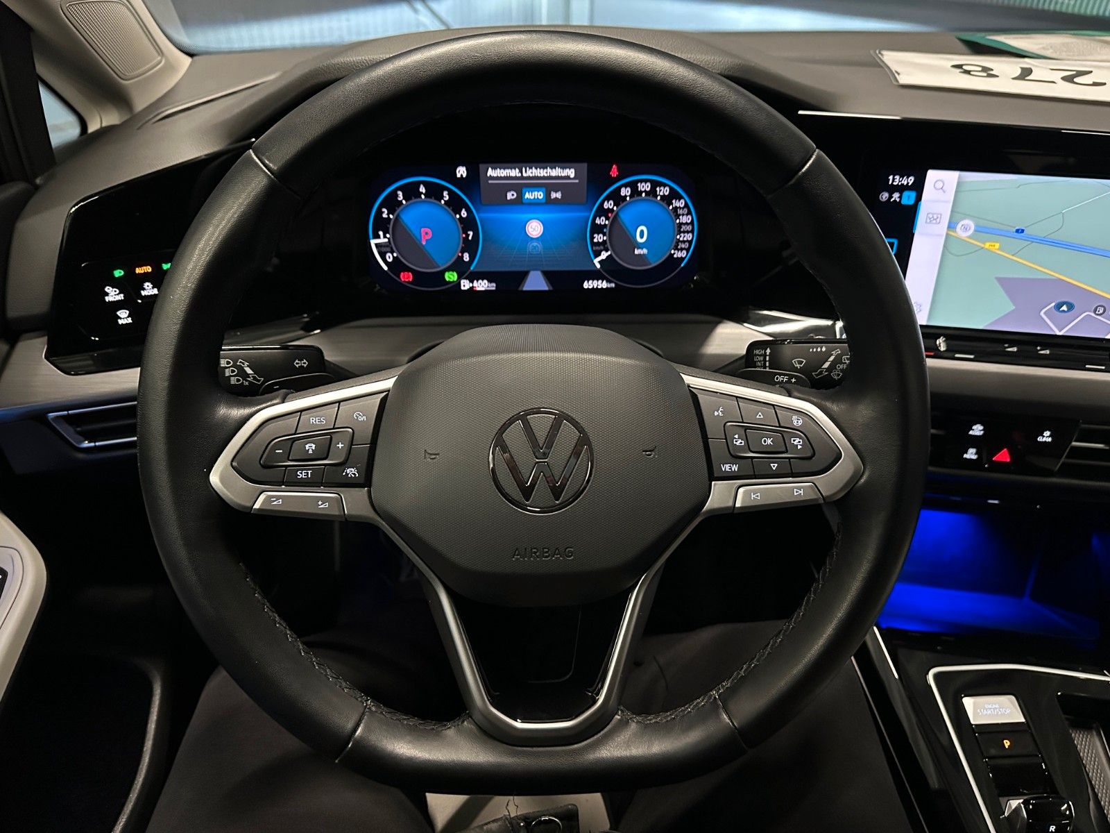 Volkswagen Golf VIII Variant Style 4Motion*Standhzg*AHK*KAM
