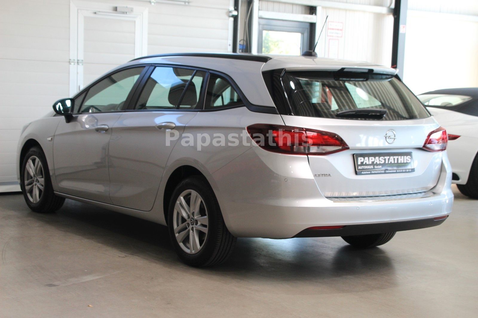 Opel Astra K Sports Tourer Business - Samsaru's Car Outlet