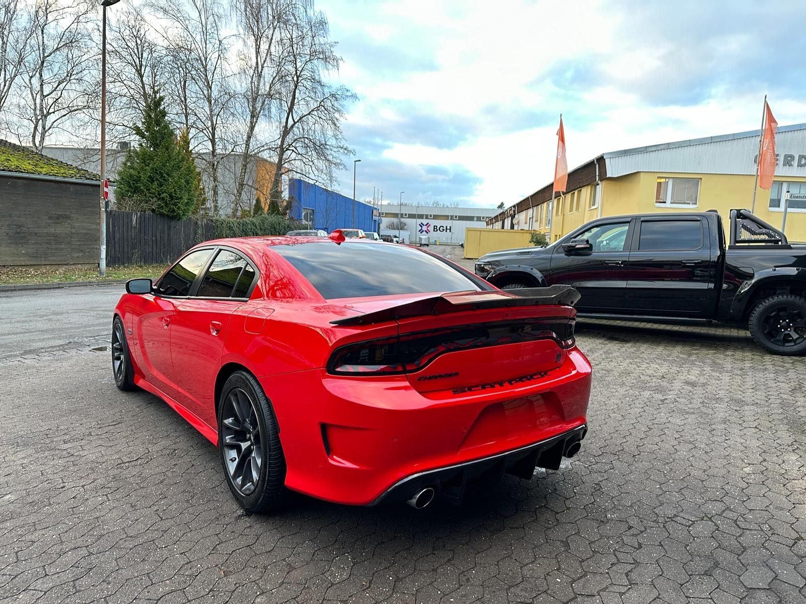 Dodge SRT*6,4*V8*BREMBO*STERNHIMMEL*NAVI*LED*GARANTIE*