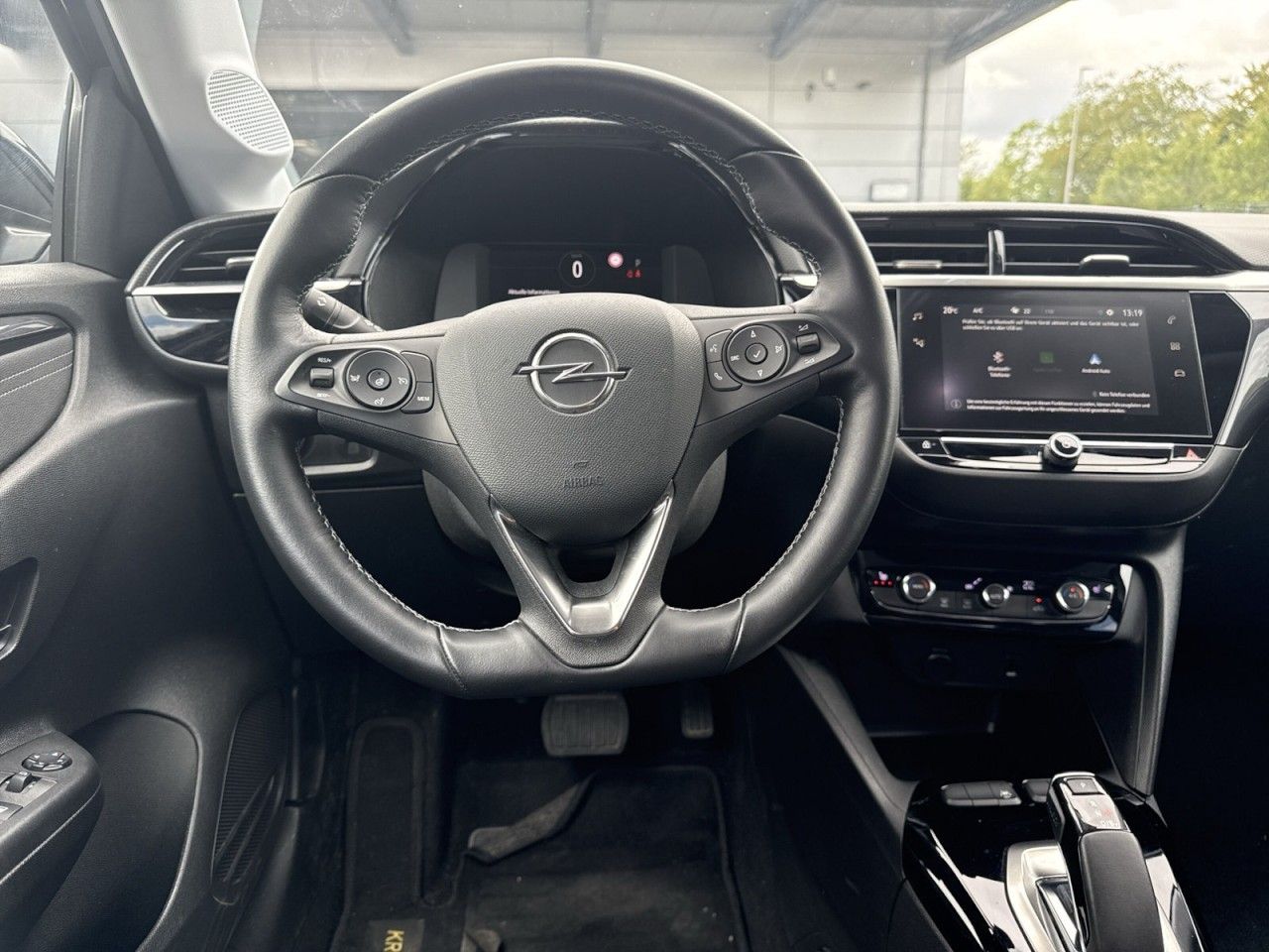 Opel Corsa-e Elegance - Samsaru's Car Outlet