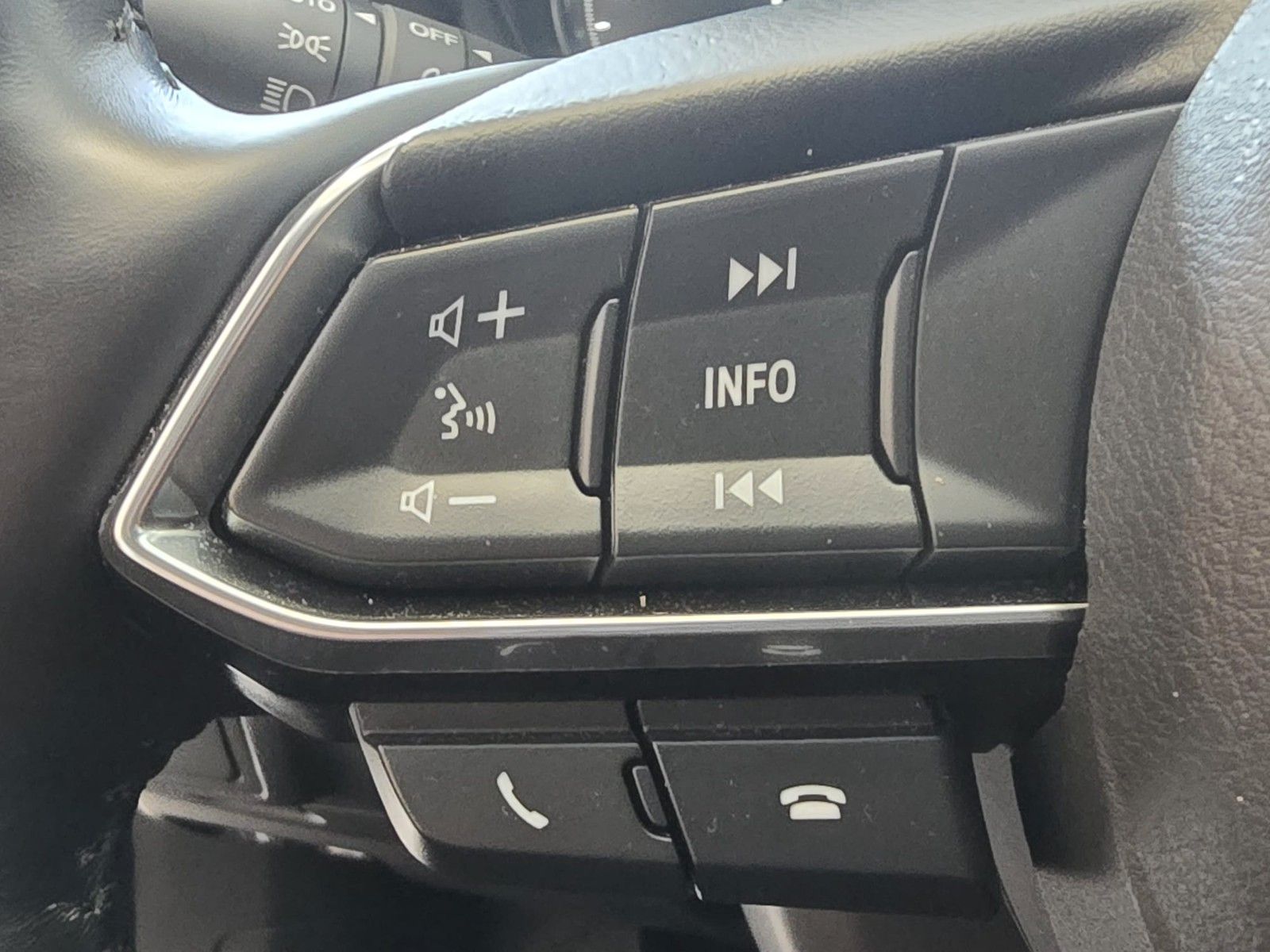 Mazda 6 Kombi Exclusive-Line *HUD*BOSE*SB*LEDER*360°