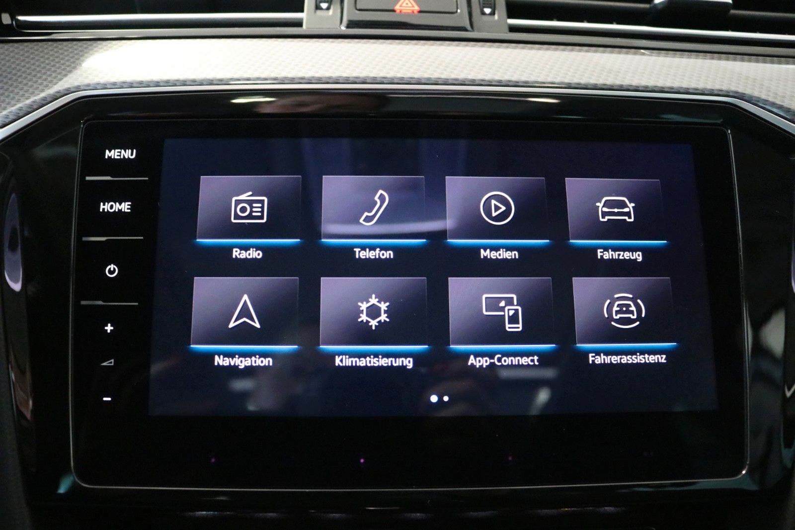 Volkswagen Passat Alltrack 4M AHK Pano STHZ Memory Matrix