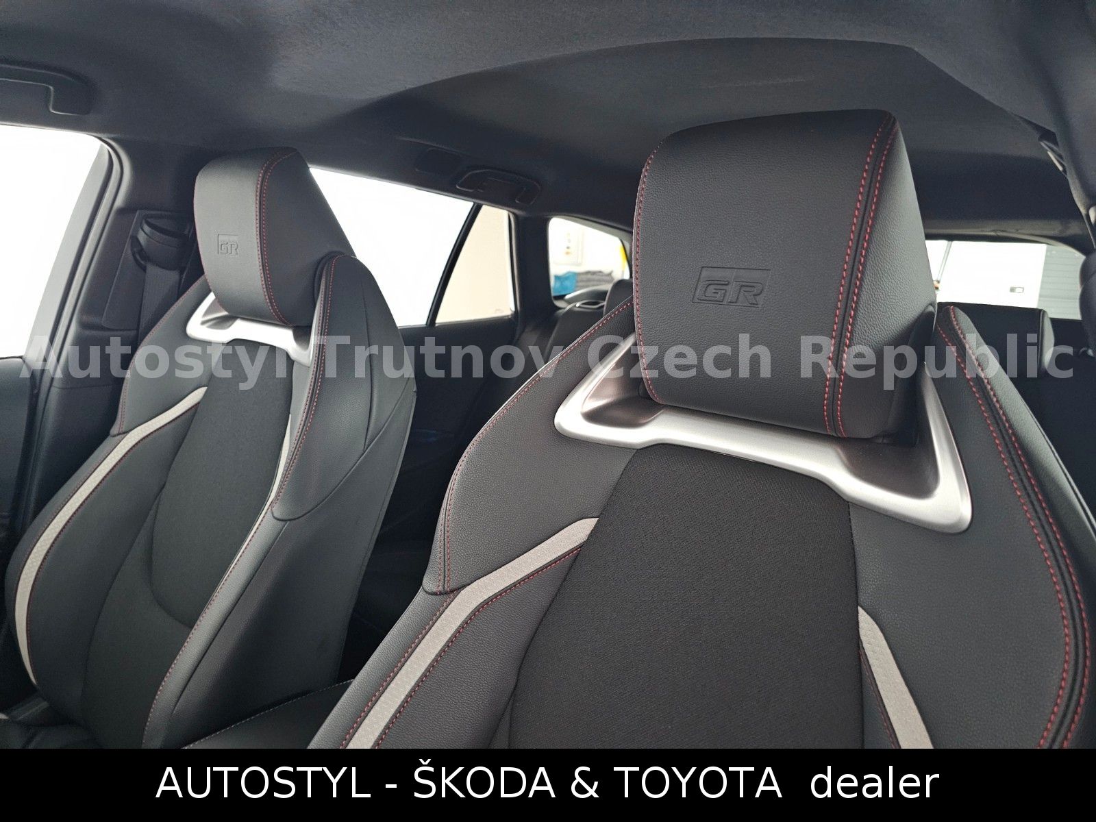 Toyota 2.0HEV 197k GR SPORT DYNAMIC HEAD UP