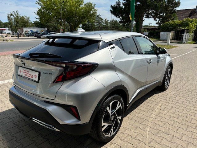 Toyota C-HR 2.0 Hybrid - Samsaru's Car Outlet