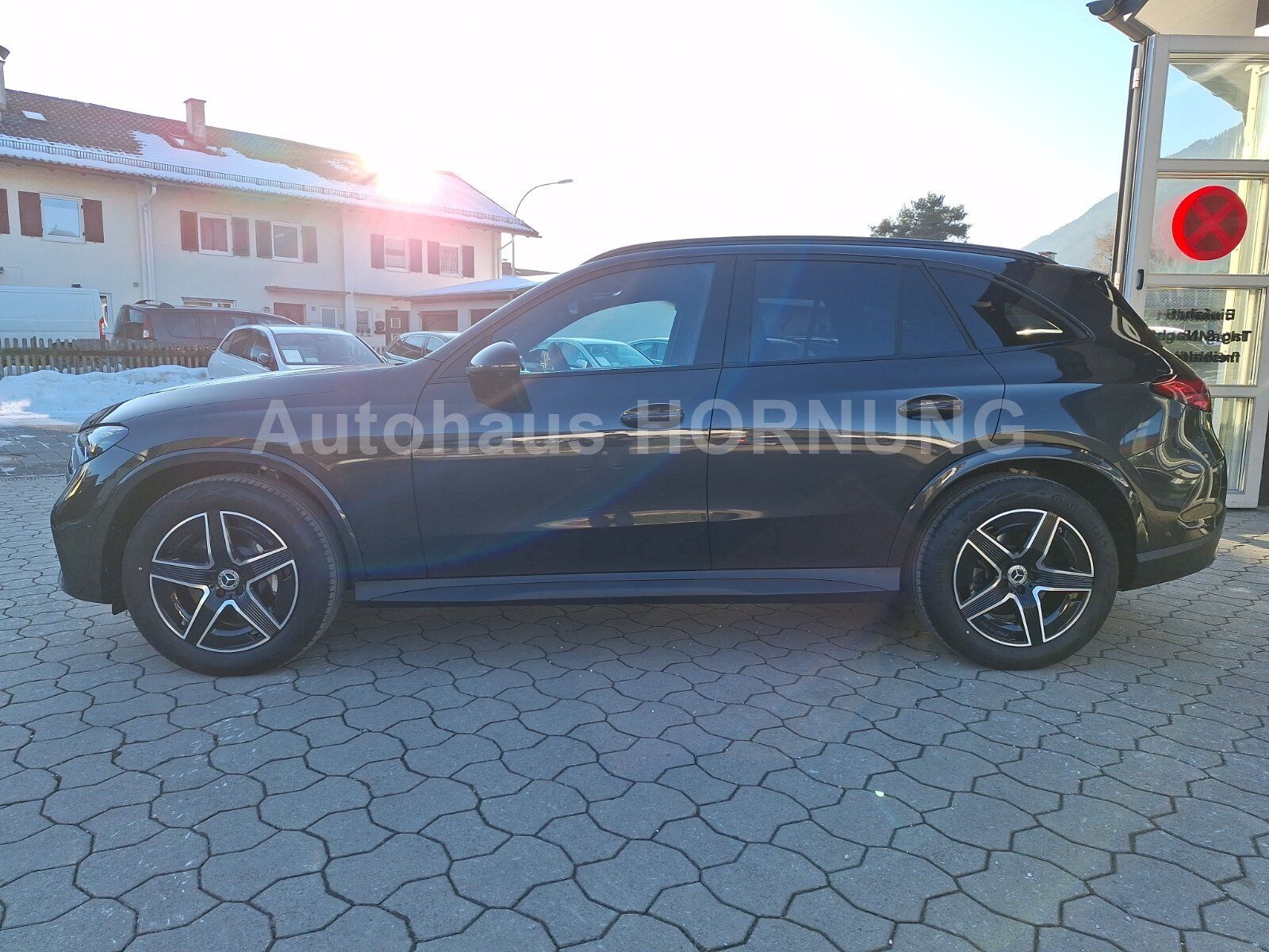 Mercedes-Benz GLC 220d 4M ED AMG AHK MEMO 360 DIGI DISTR NIGHT