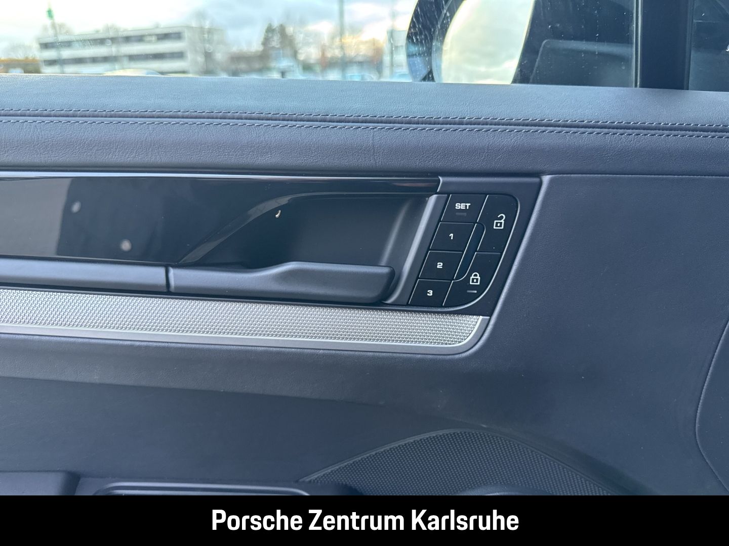 Porsche Cayenne E-Hybrid Burmester Luftfederung LED