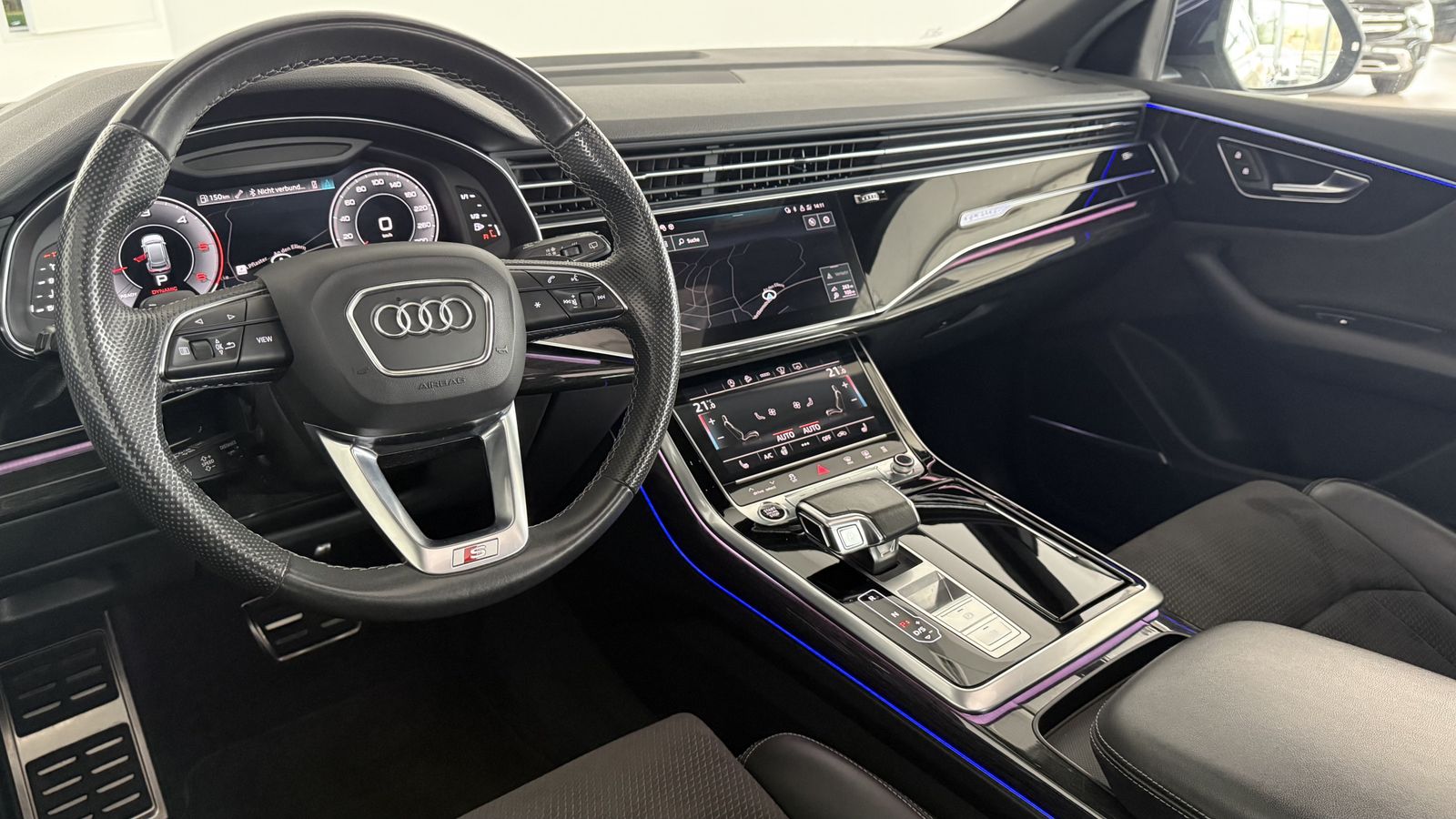 Audi Q8 50 TDI Q|S LINE - Samsaru's Car Outlet