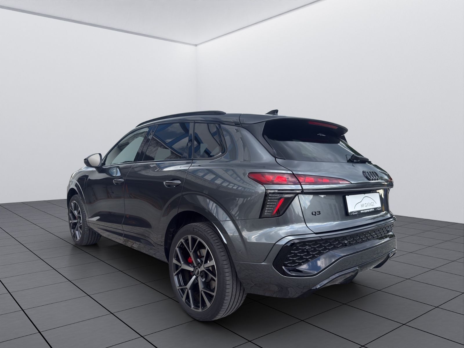 Audi Q3 e-hybrid S line TECH PRO+PANO+MATRIX+SONOS