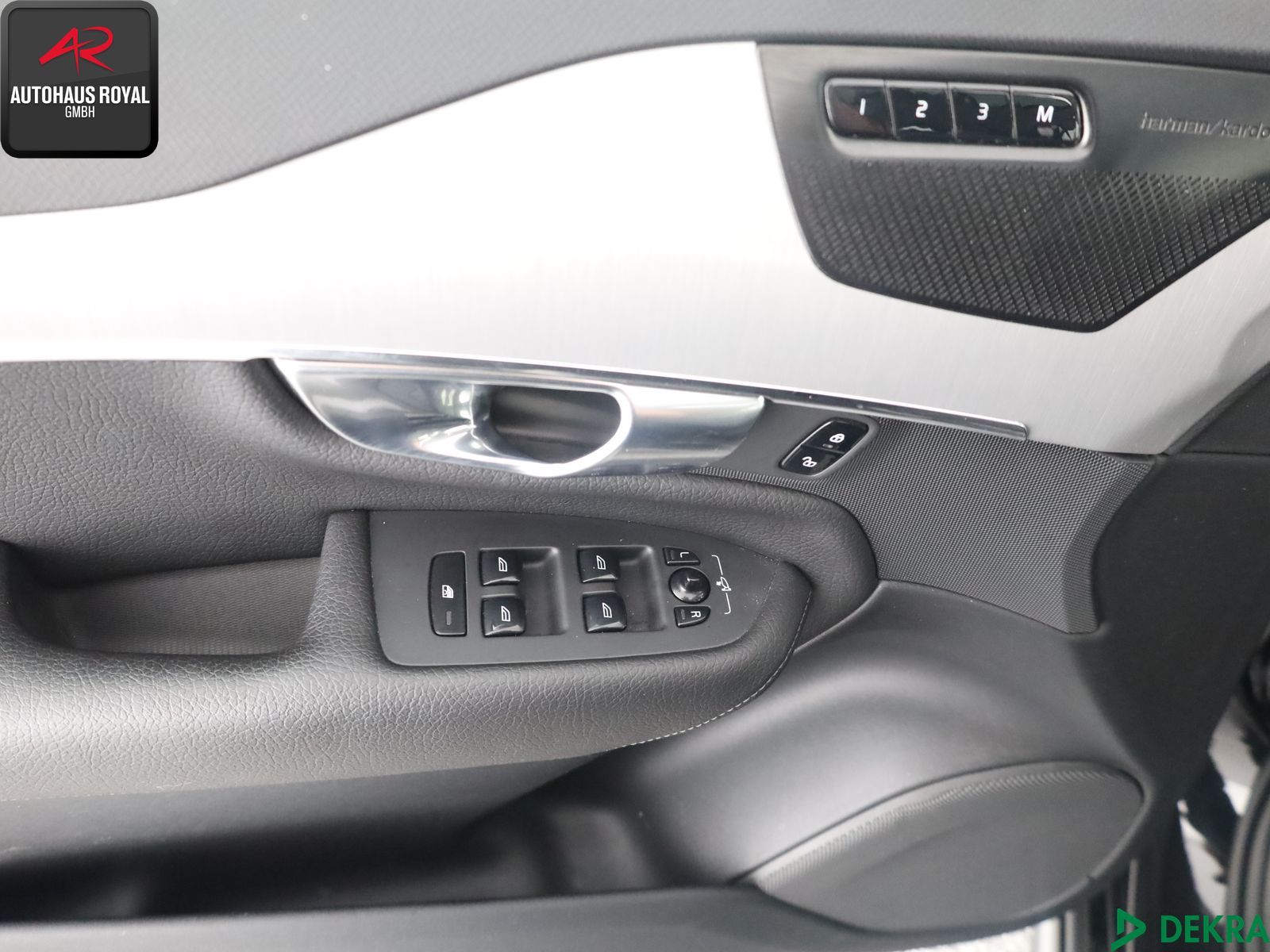 Volvo XC 90 AWD T8 RECHARGE R DESIGN 7 SITZE,STANDHEIZ