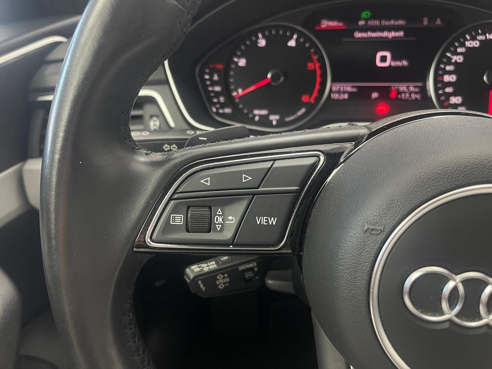 Audi A4 2.0 TDI 35 TDI ADVANCED - Samsaru's Car Outlet