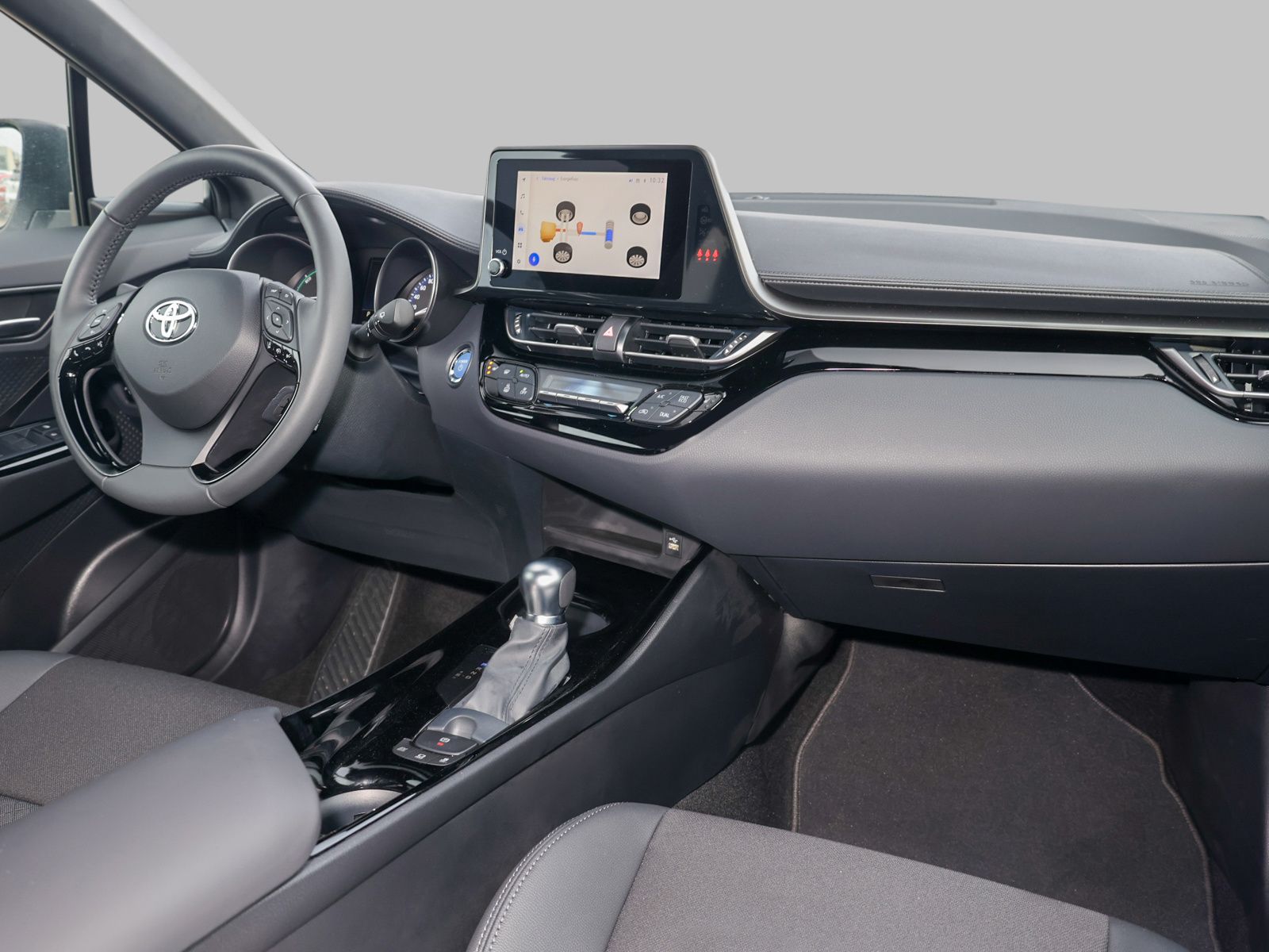 Toyota C-HR 2.0 Hybrid - Samsaru's Car Outlet