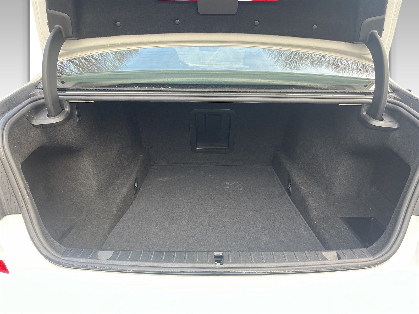 BMW 740d xDrive Limousine M Sportpaket Head-Up DAB