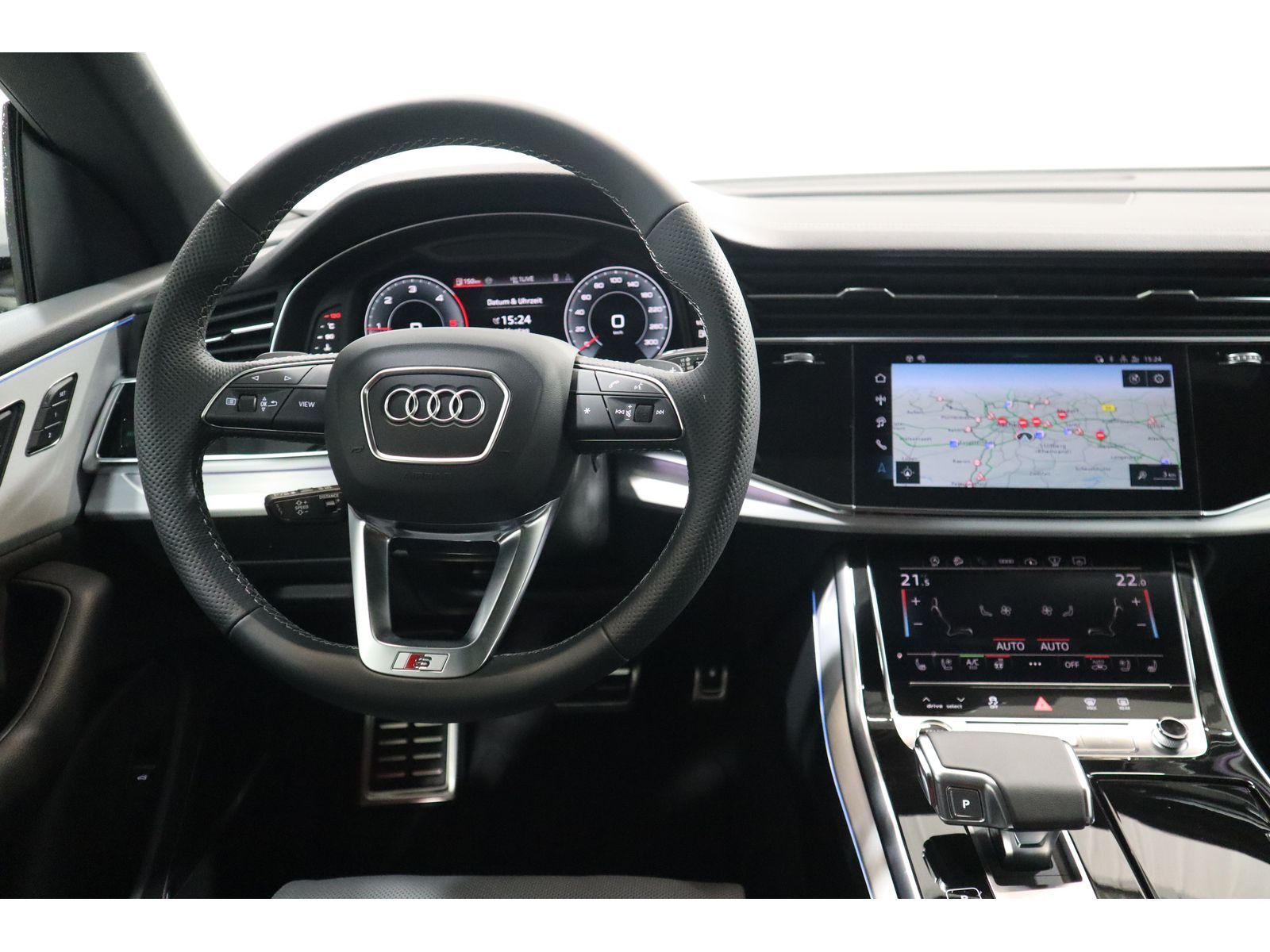 Audi Q8 SUV 50 TDI S line - Samsaru's Car Outlet