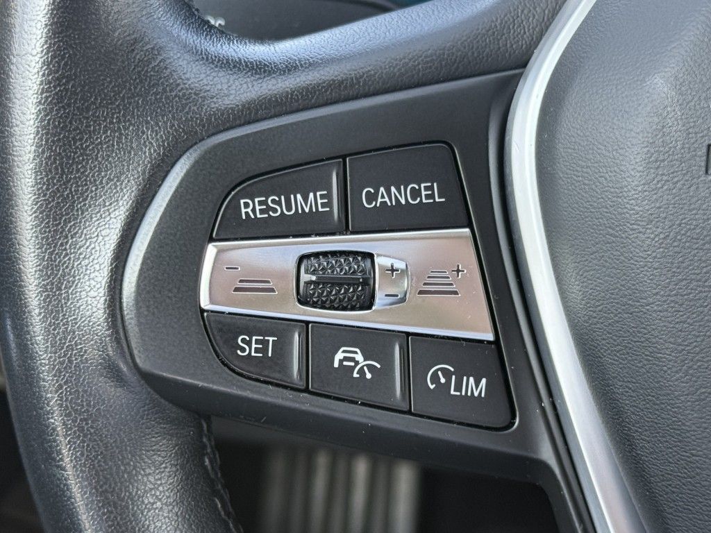 BMW 330 e Touring Aut. Advantage - Samsaru's Car Outlet