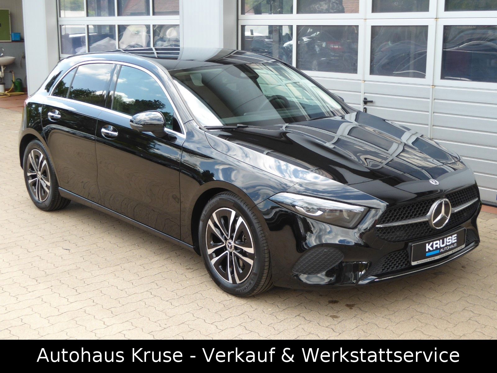 Mercedes-Benz A 200 PRO LINE - Samsaru's Car Outlet