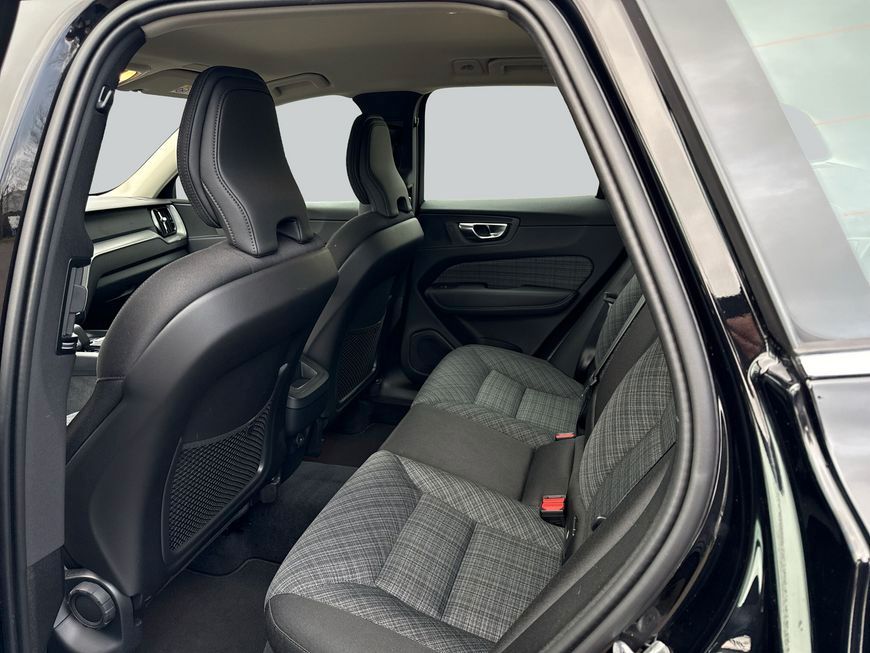 Volvo XC60 B5 B AWD Core