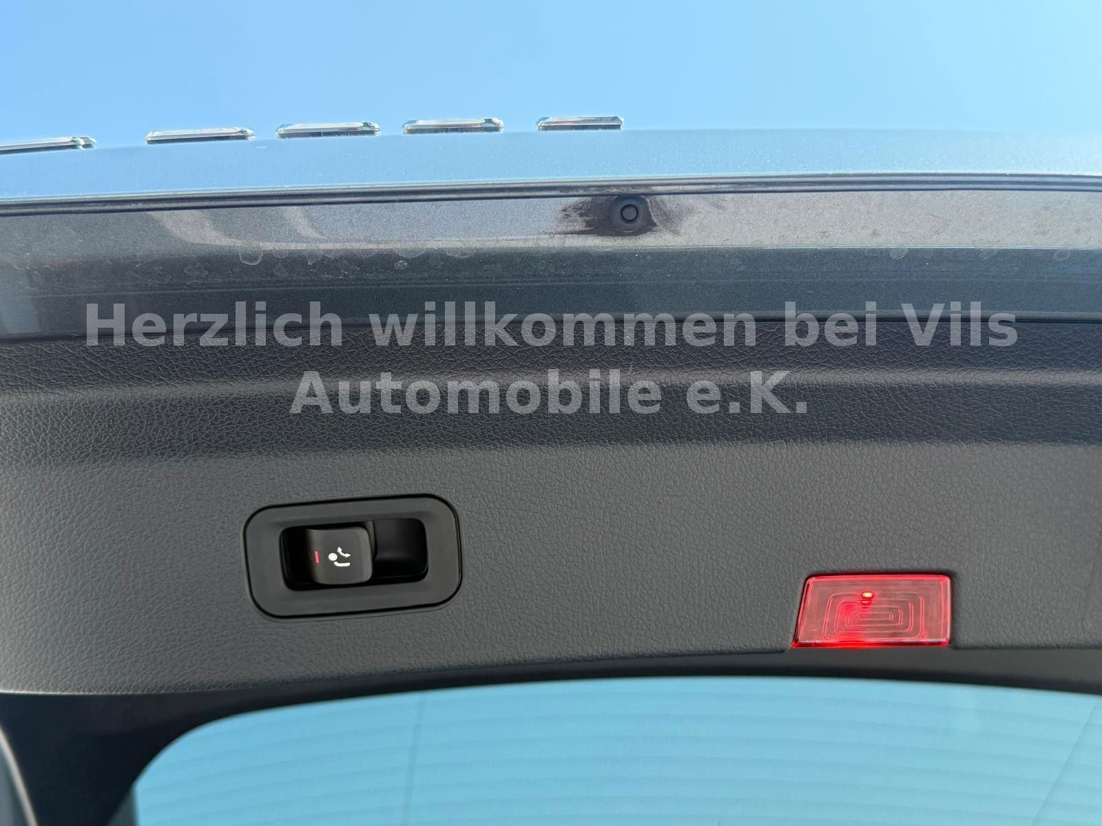 Mercedes-Benz GLE 300d 4M Coupe AMG *PANO*HUD*LUFT*BURM*21"*VO
