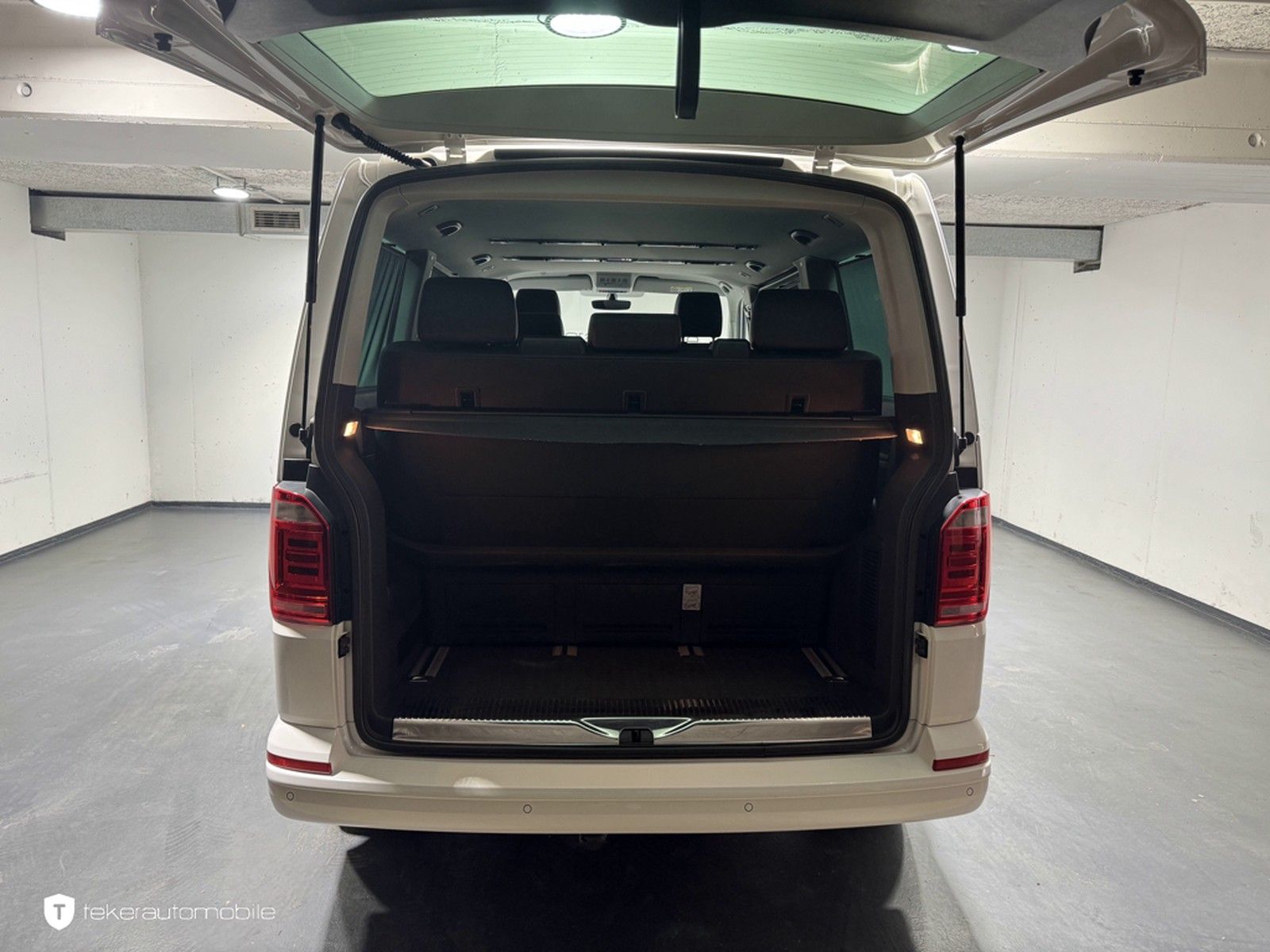 Volkswagen T6 Multivan 4Motion - Samsaru's Car Outlet