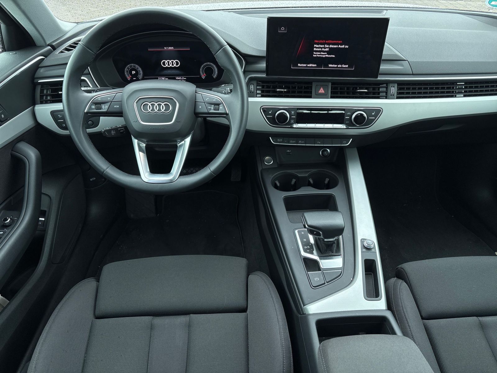Audi A4 Avant 40 2.0 TFSI S line - Samsaru's Car Outlet