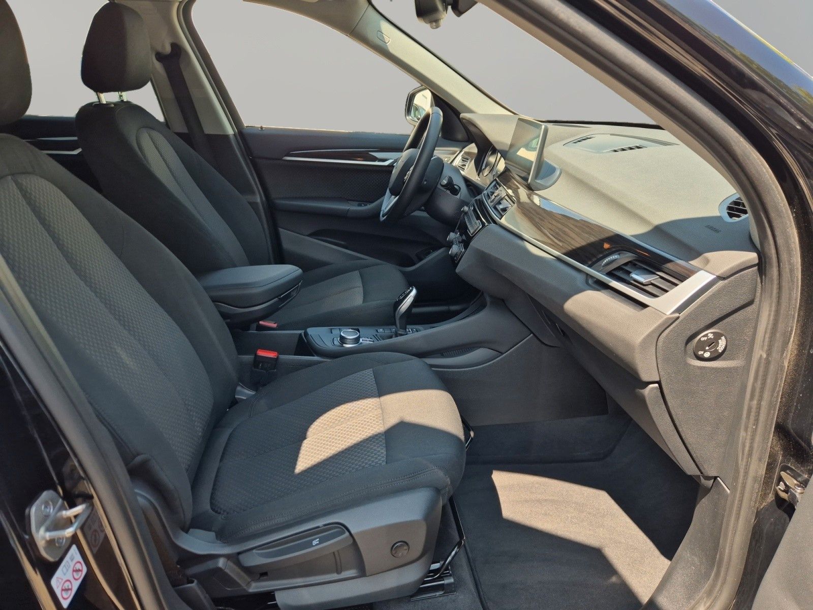 BMW X1 xDrive 25d - Samsaru's Car Outlet