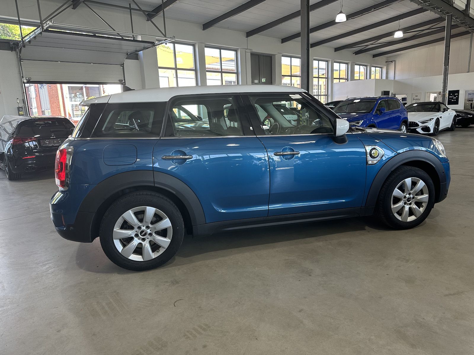 MINI Cooper S Countryman S E ALL4 - Samsaru's Car Outlet