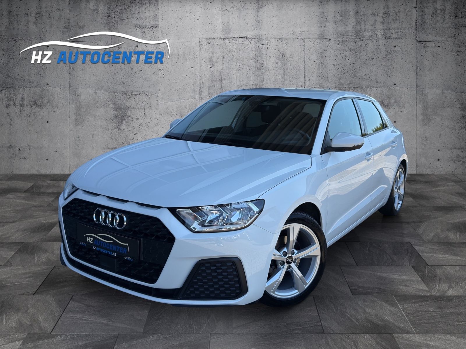 Audi A1 Sportback 30 TFSI S-Tronic Sport - Samsaru's Car Outlet