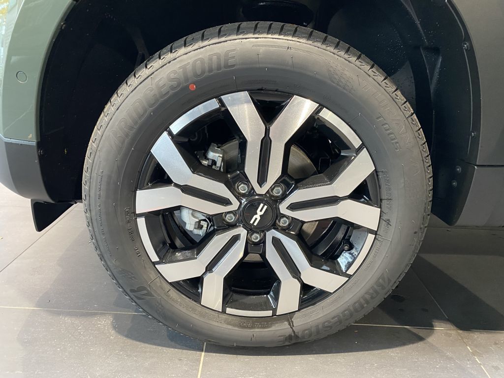 Dacia Duster TCe 150 - Samsaru's Car Outlet