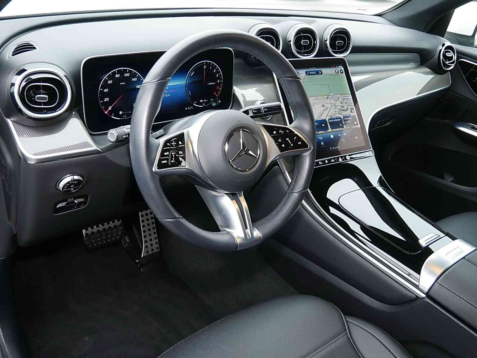 Mercedes-Benz GLC 300 de 4M Coupé AVANTGARDE - Samsaru's Car Outlet