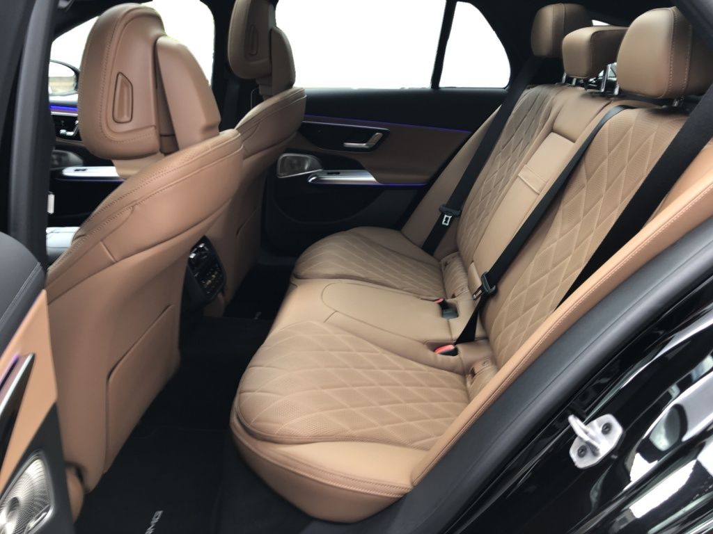 Mercedes-Benz E 450 d 4MATIC T-Modell AMG+MBUX+Superscreen+AHK