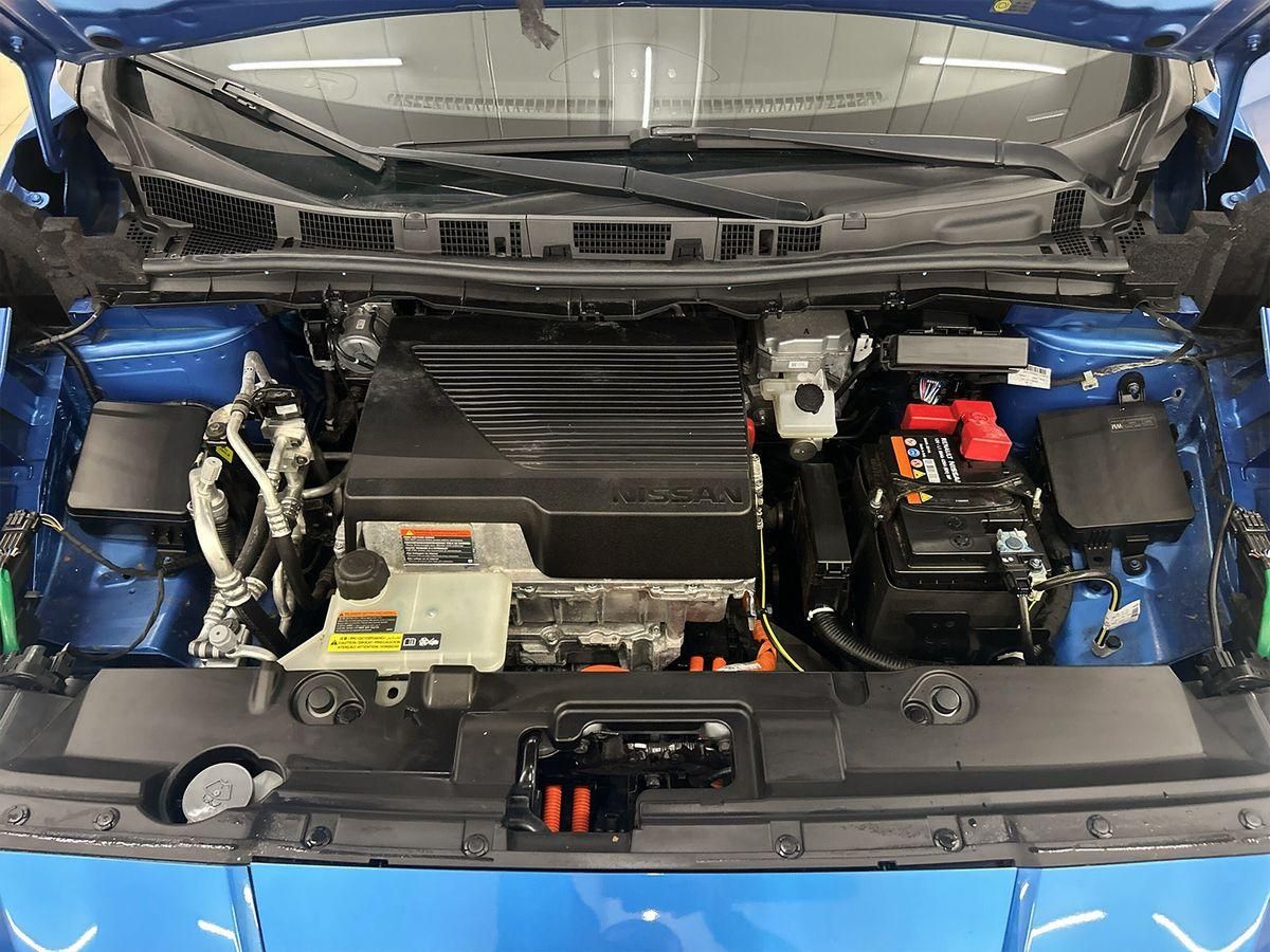 Nissan Leaf N-Connecta - Samsaru's Car Outlet