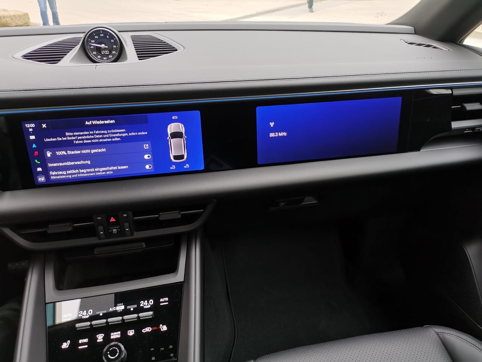 Porsche Macan - Samsaru's Car Outlet