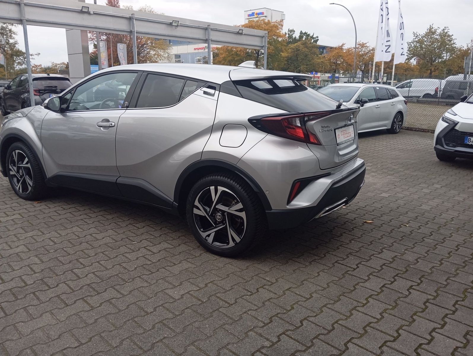 Toyota C-HR 2.0l Hybrid Automatik Team D, Toter Winkel