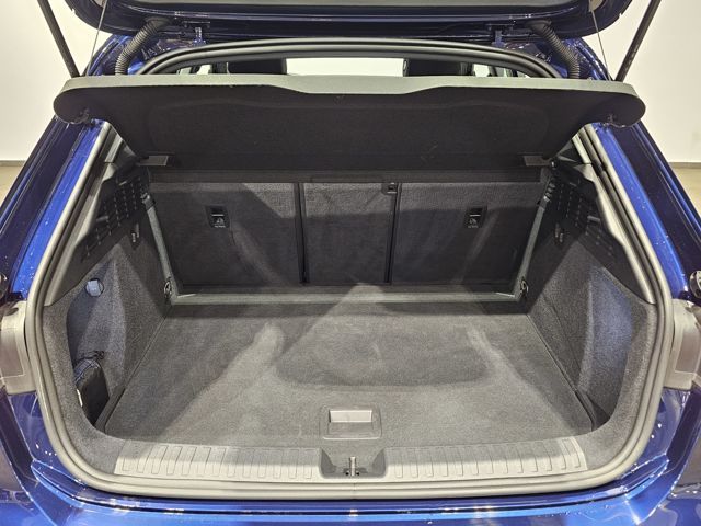 Audi A3 Sportback 30 TFSI Dy-Led Virtual Navi Spur.