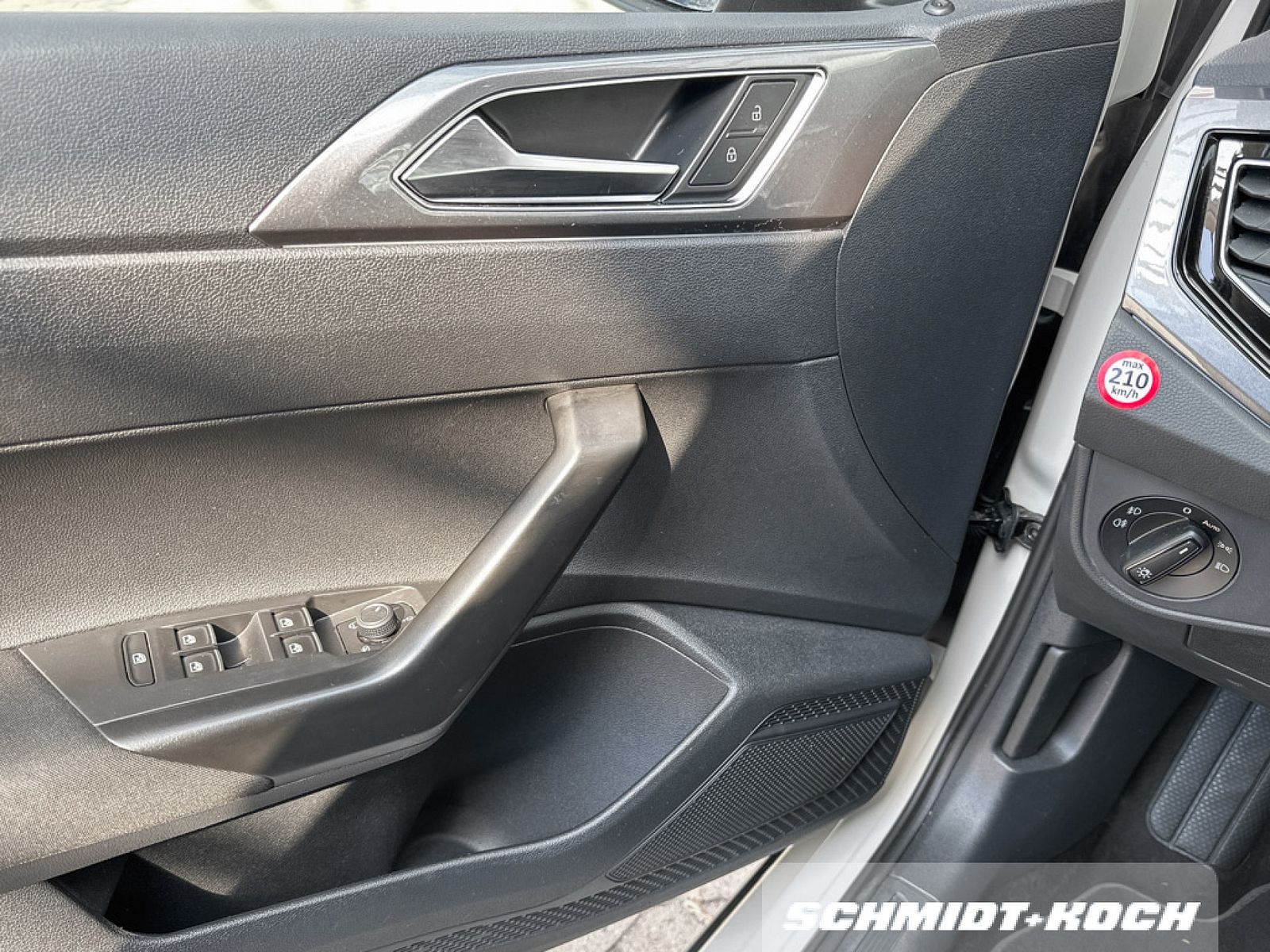 Volkswagen Taigo 1.0 TSI DSG Style - Samsaru's Car Outlet